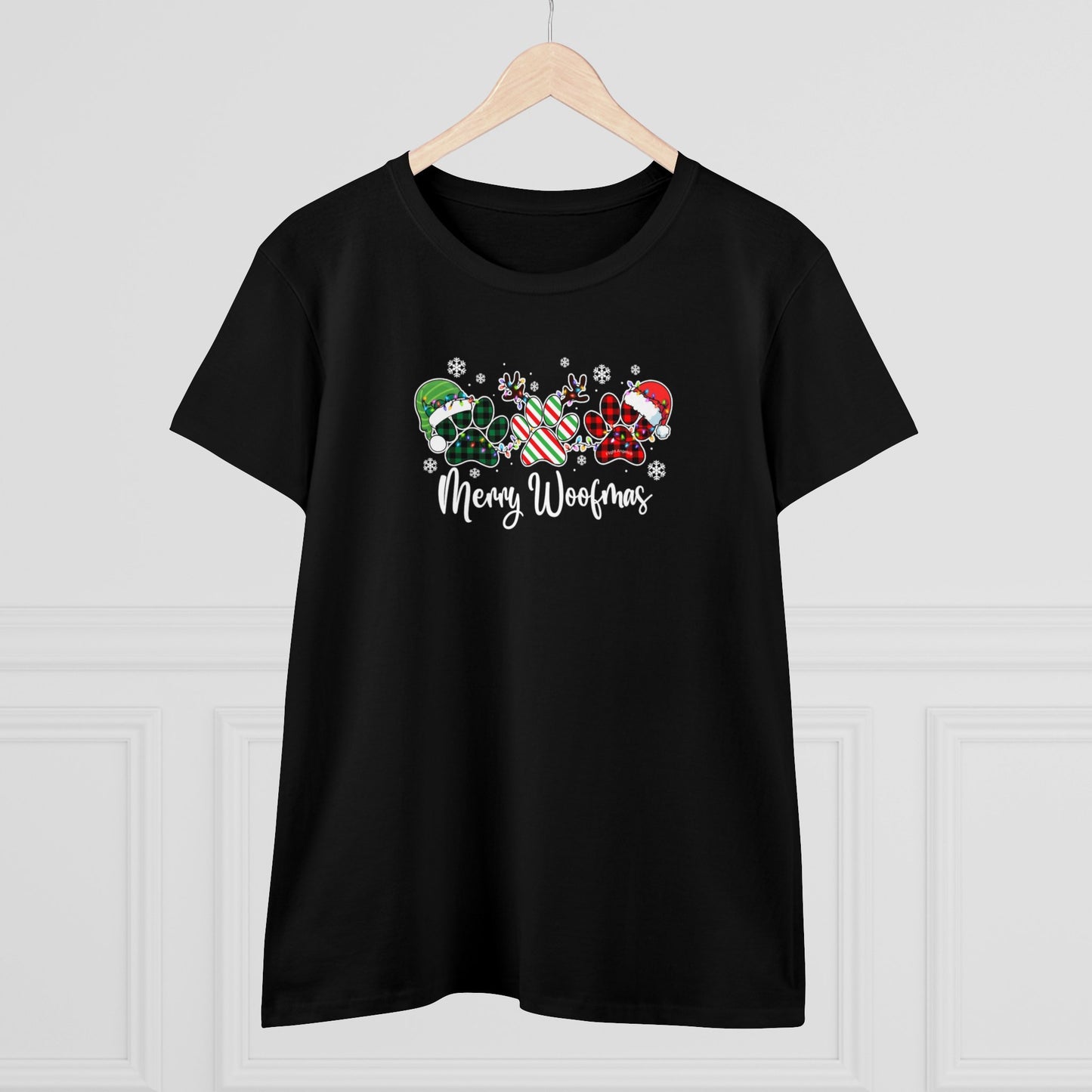 Merry Woofmas Paws Women's Tee
