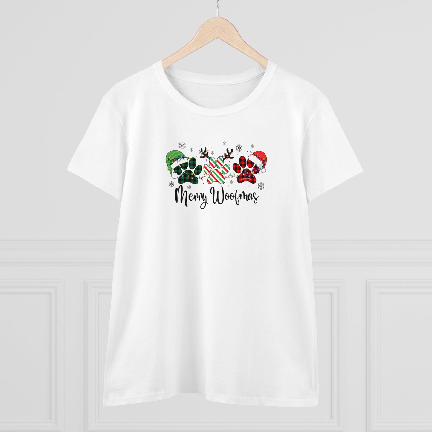 Merry Woofmas Paws Women's Tee